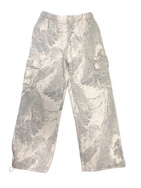 YoungLa Camo Cargo Sweatpants Size: Large NWOT has 2 stains